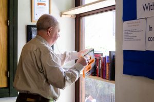 volontari_3 (scambio di libri)